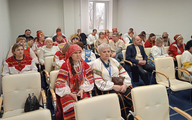 На дополнительную поддержку государства смогут рассчитывать мастера НХП в Мордовии