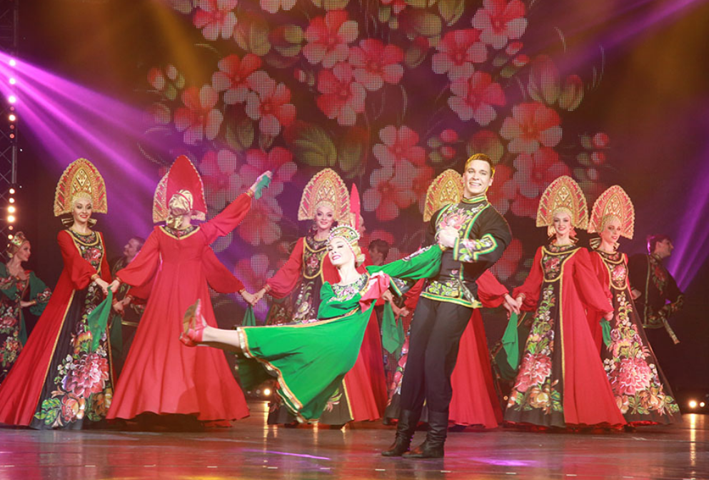 Театр танца «Гжель» на первом фестивале русских национальных коллективов в Германии