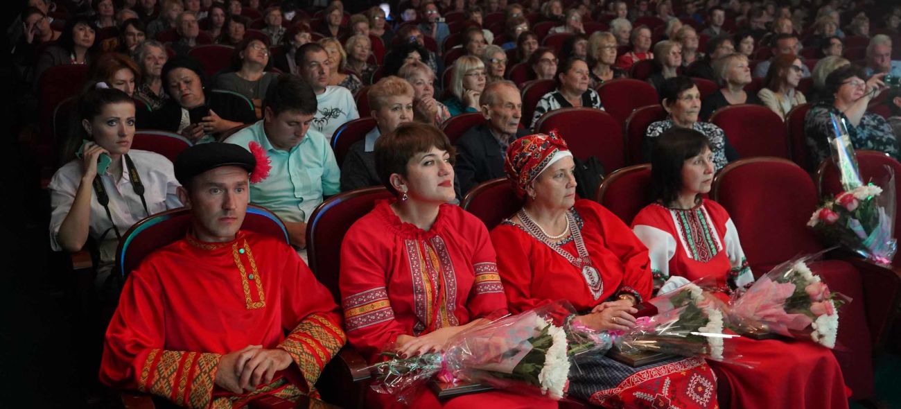 Пять жителей Иркутской области удостоились звания «Народный мастер»