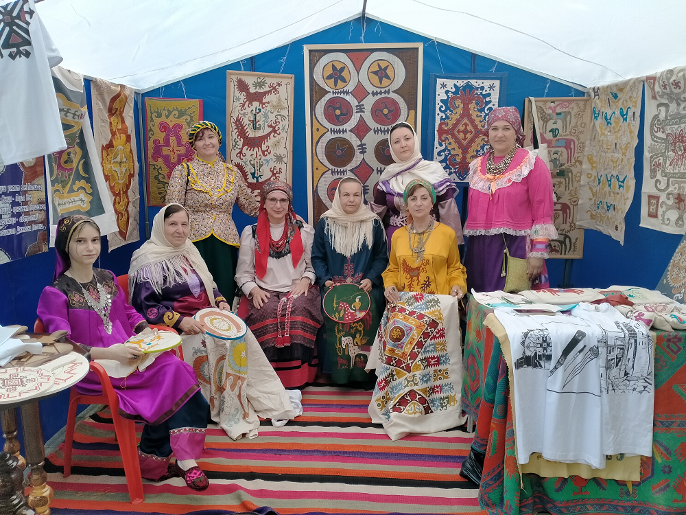В Дагестане прошла ярмарка мастеров на международном фестивале «Горцы»