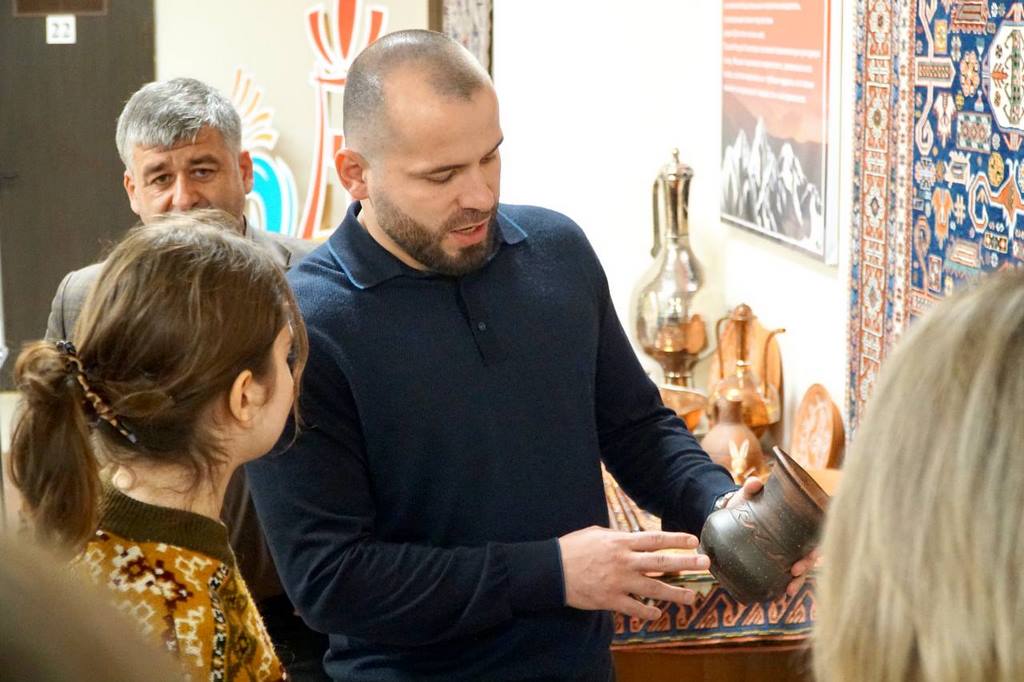 В Дагестане встретили участников проекта «Открываем Россию заново»