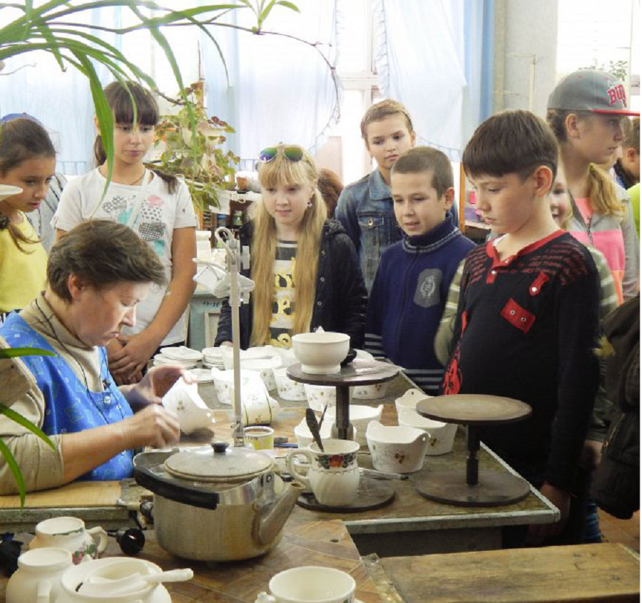 Отличные знания традиций НХП показали школьники в Ростовской области