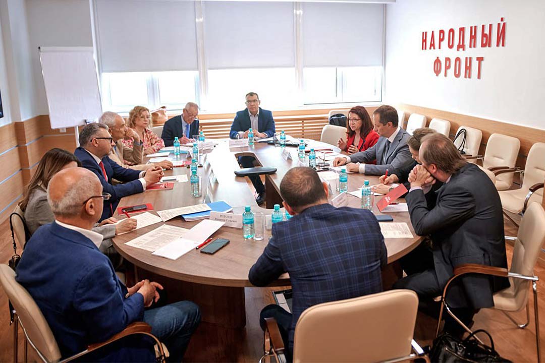 В Центральном офисе движения «Народный Фронт» состоялось экспертное совещание «Развитие системы государственной поддержки народных художественных промыслов»