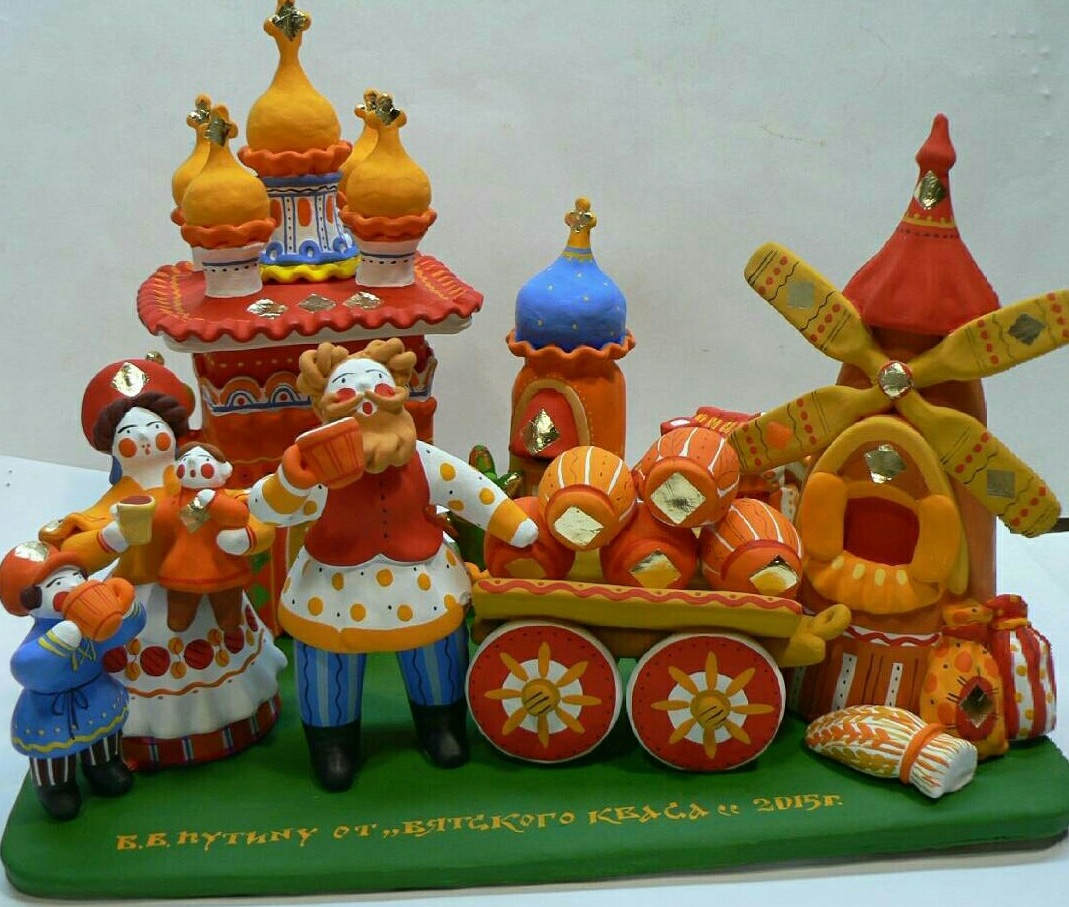В Москве в Музее народной игрушки «Забавушка» состоится персональная выставка народного мастера традиционной дымковской глиняной игрушки Ларисы Ушаковой