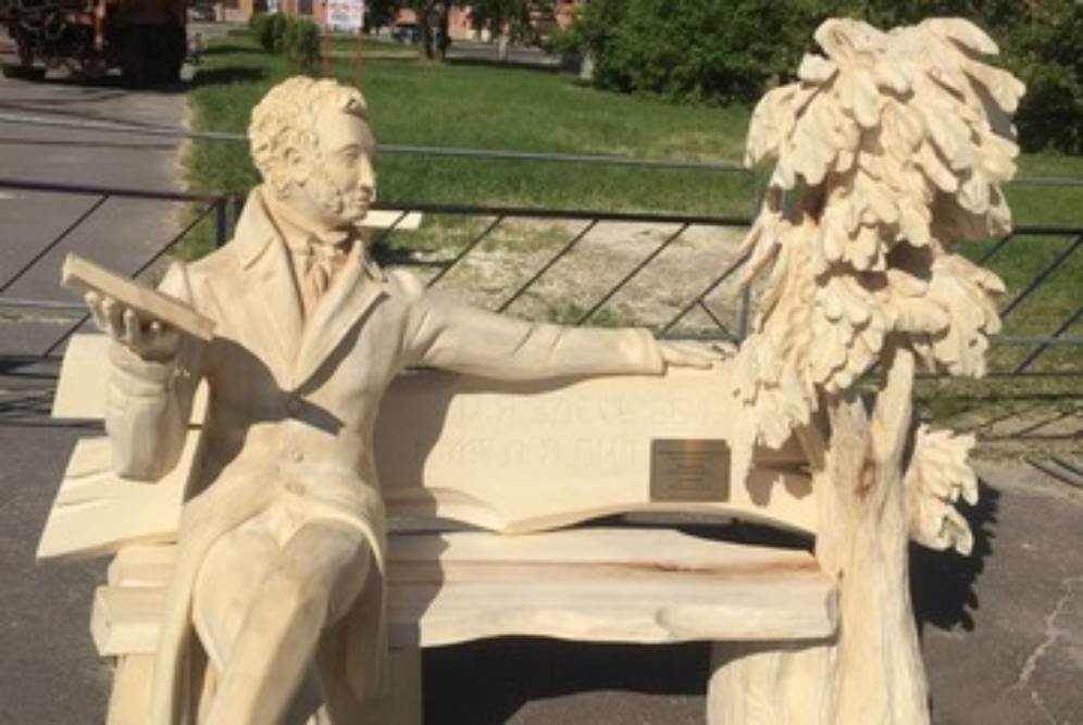 В Череповце впервые прошёл фестиваль деревянных скульптур