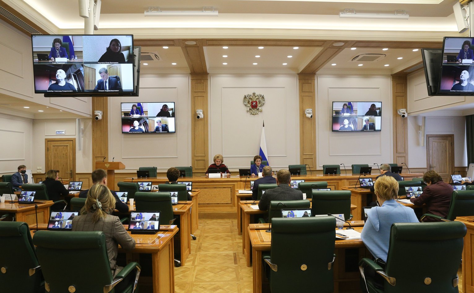 В Совете Федерации прошло заседание Временной комиссии СФ по сохранению и развитию народных художественных промыслов