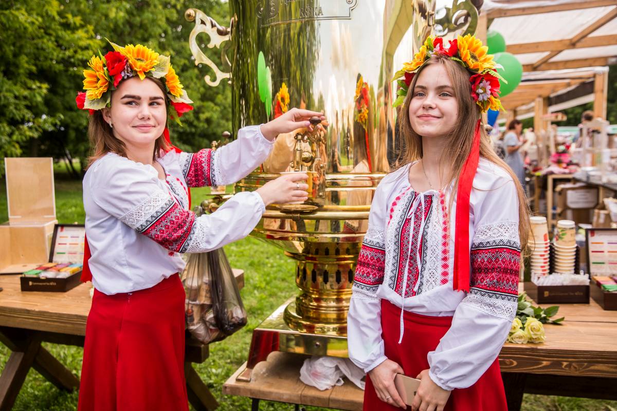 Юбилейный 10-й Межрегиональный творческий фестиваль славянского искусства «Русское поле» состоится 7-8 августа 2021 года в музее-заповеднике «Коломенское»